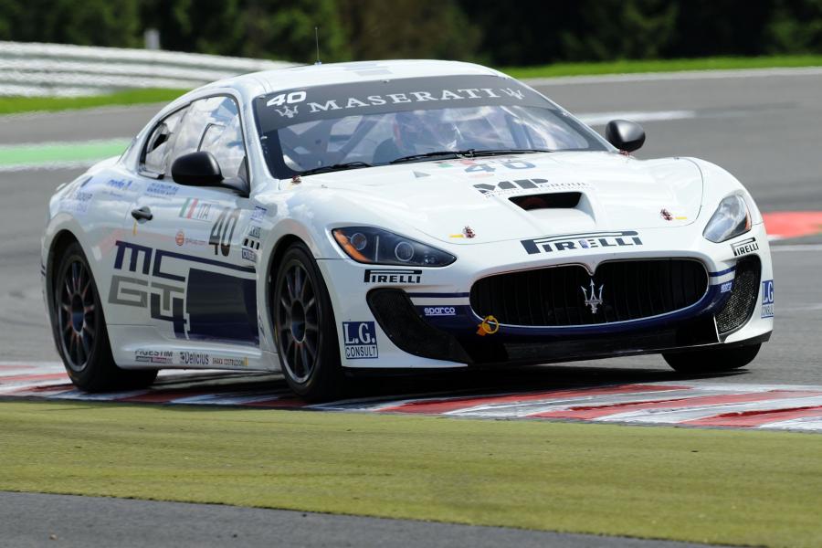  Maserati GranTurismo MC GT4 2009 года  (фото 8 из 71)
